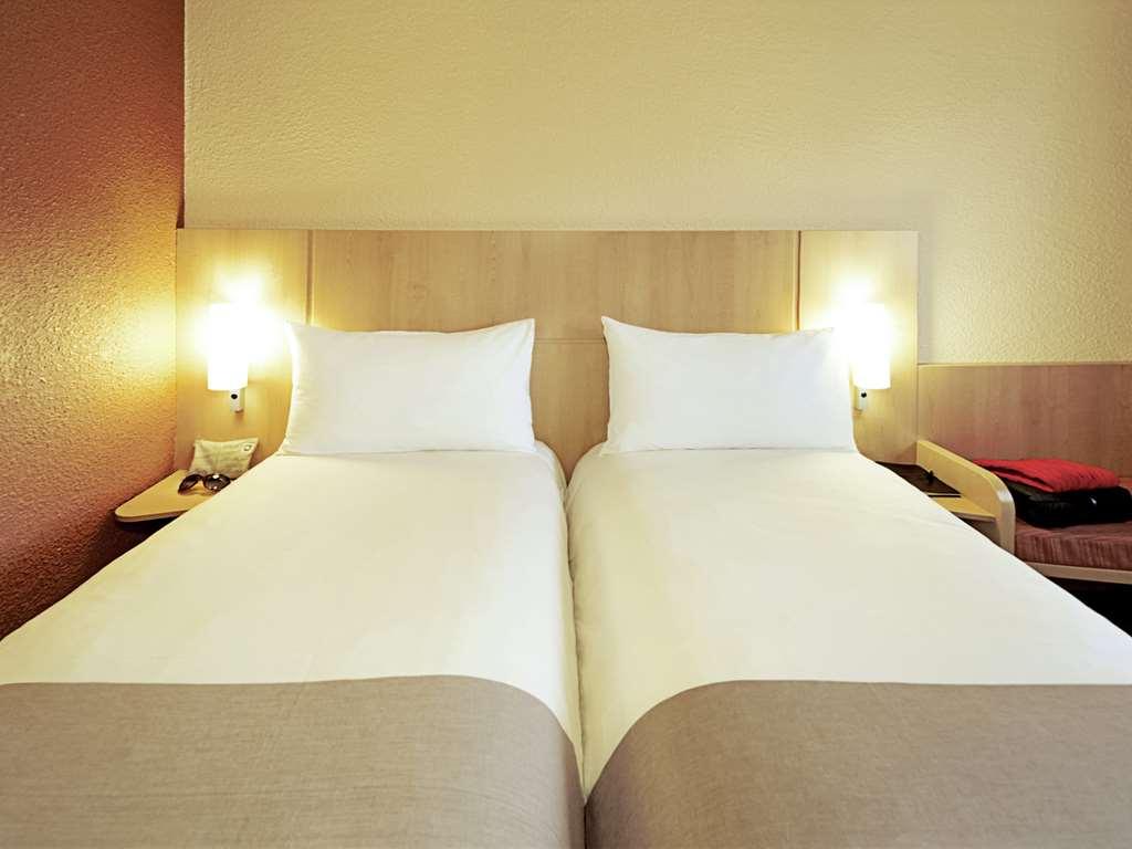 Ibis Styles Abidjan Plateau Hotel Room photo