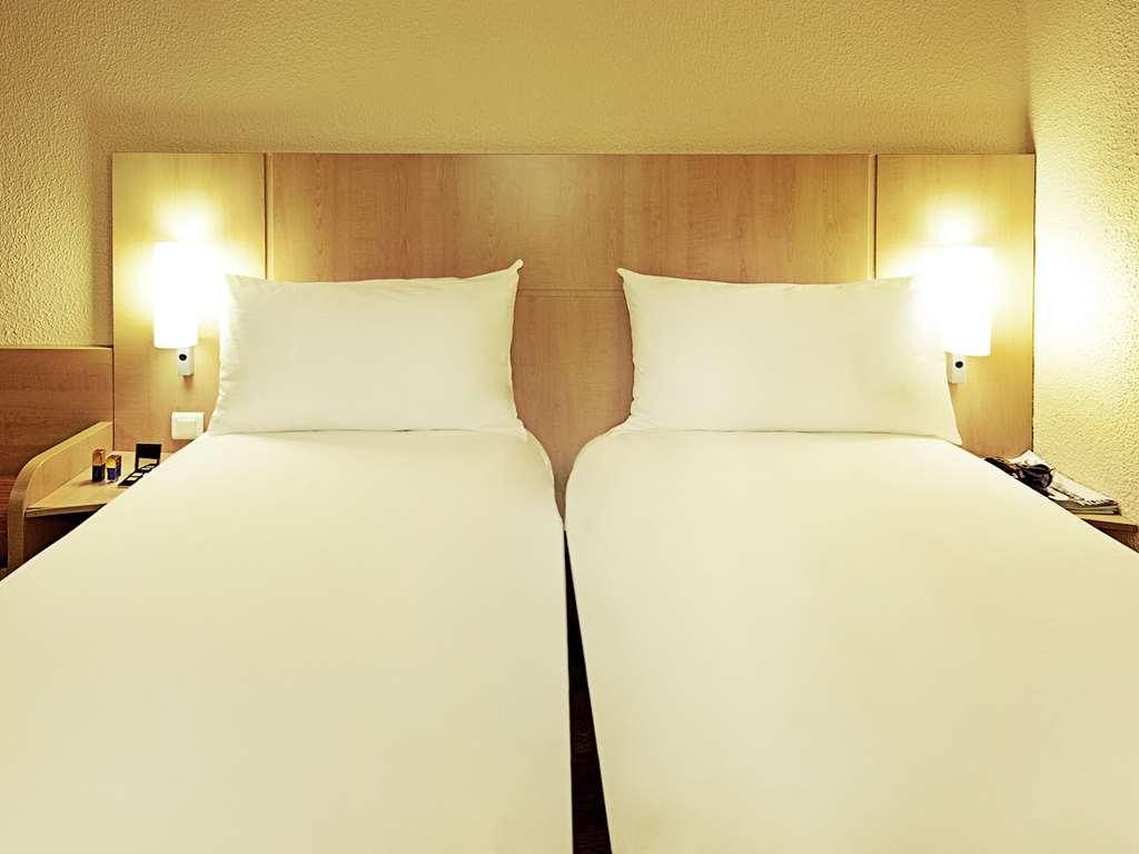 Ibis Styles Abidjan Plateau Hotel Room photo