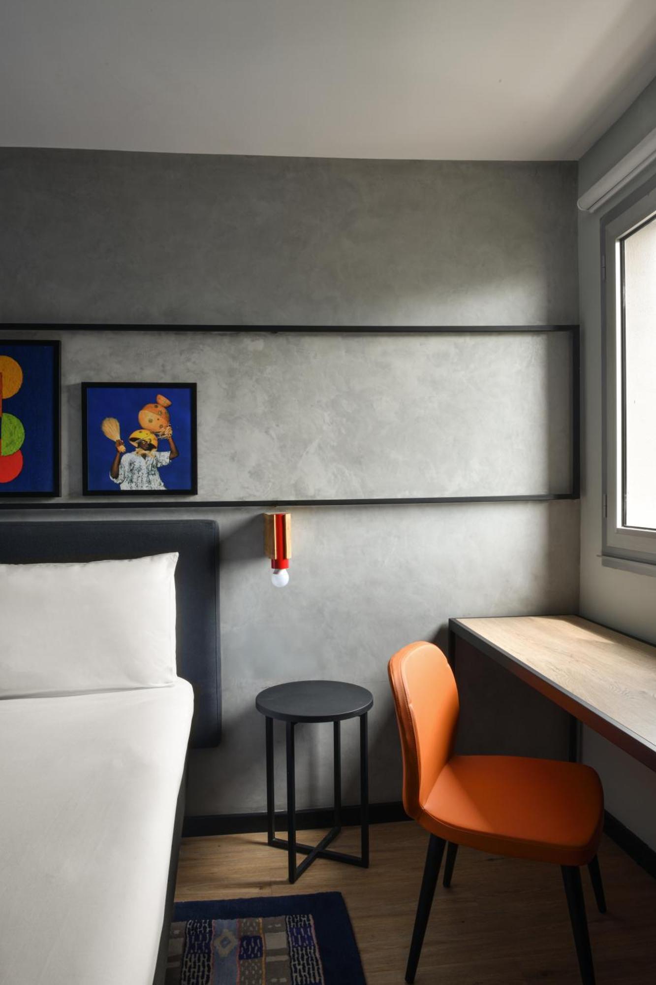 Ibis Styles Abidjan Plateau Hotel Exterior photo