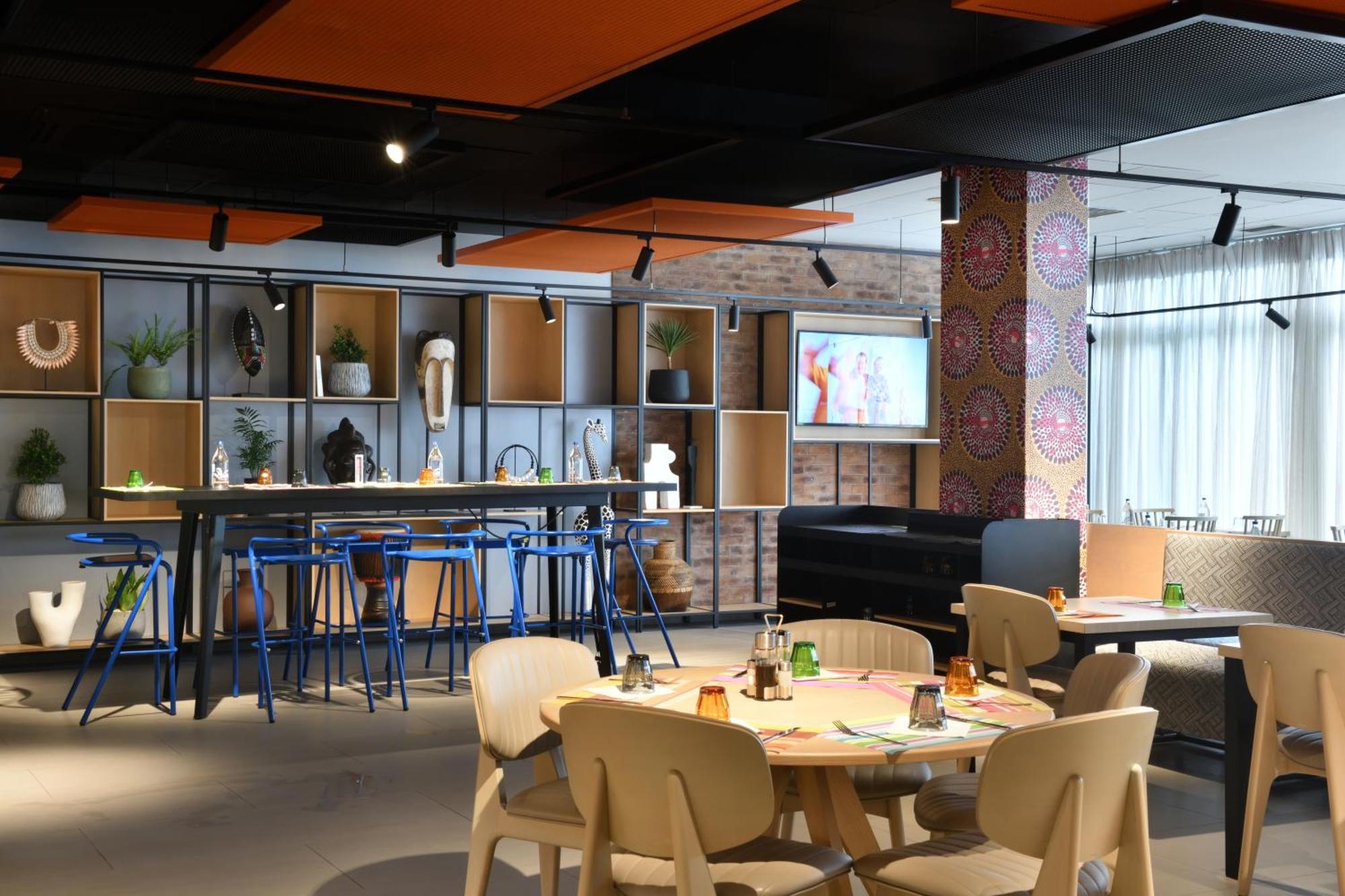 Ibis Styles Abidjan Plateau Hotel Exterior photo