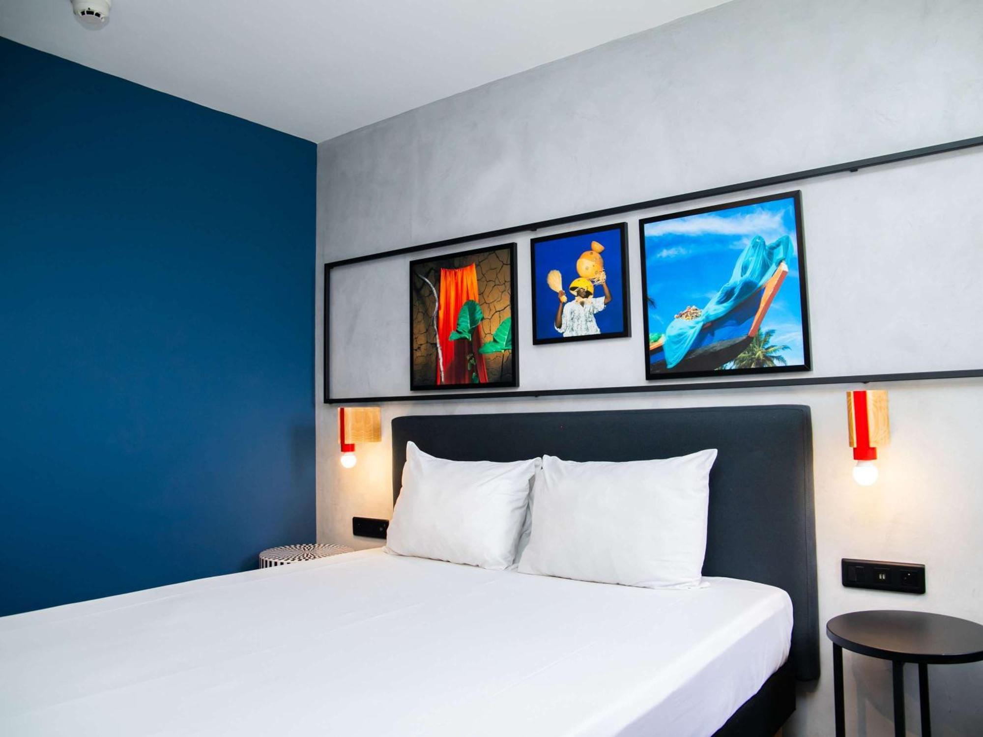 Ibis Styles Abidjan Plateau Hotel Exterior photo
