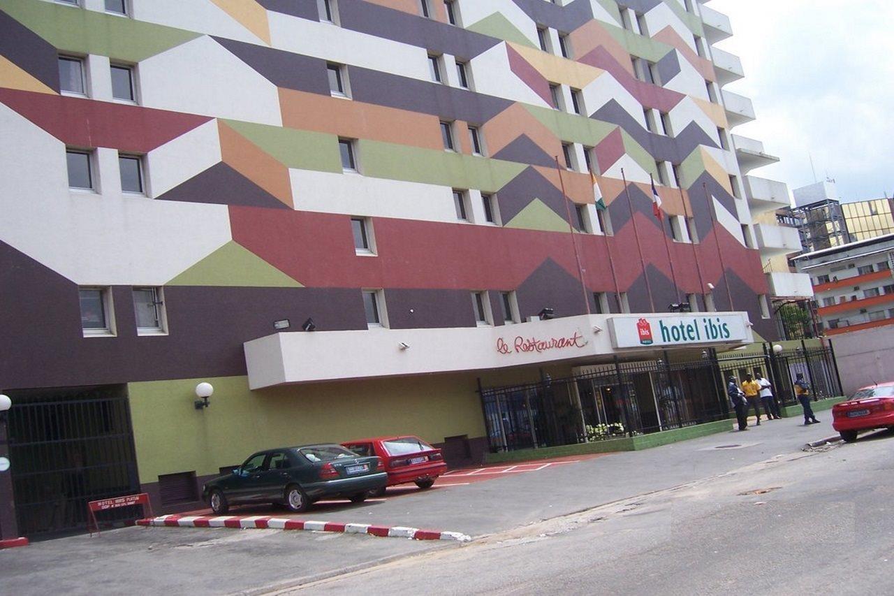 Ibis Styles Abidjan Plateau Hotel Exterior photo